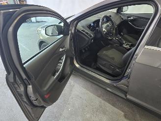 Ford Focus 1.0 EcoBoost Edition Plus picture 21