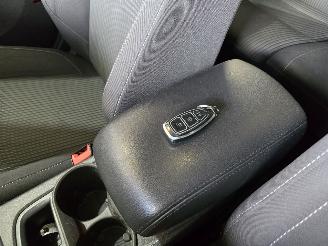 Ford Focus 1.0 EcoBoost Edition Plus picture 35