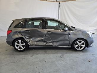 Mercedes B-klasse 180 Ambition picture 8