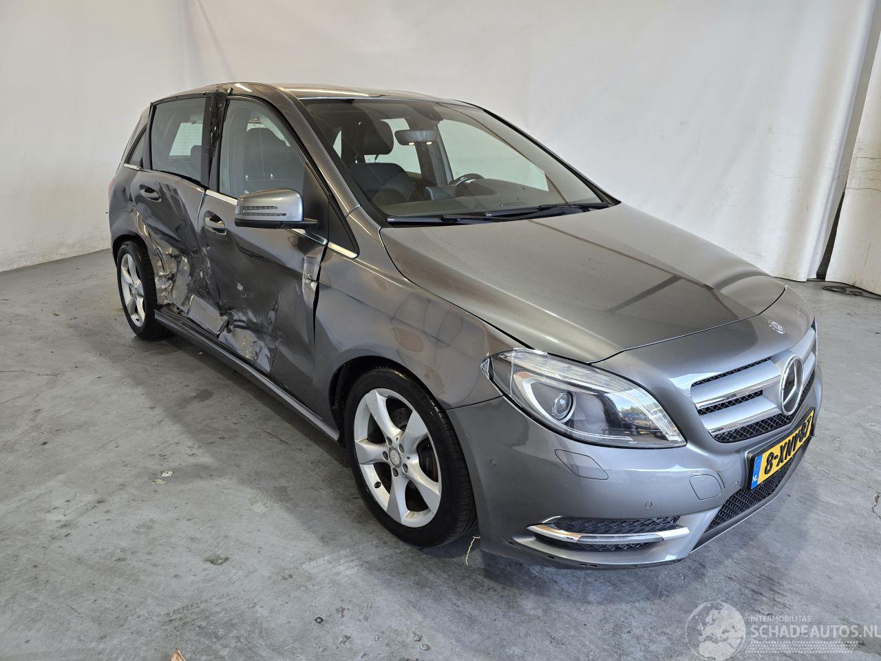 Mercedes B-klasse 180 Ambition