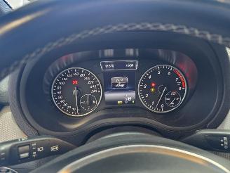 Mercedes B-klasse 180 Ambition picture 18