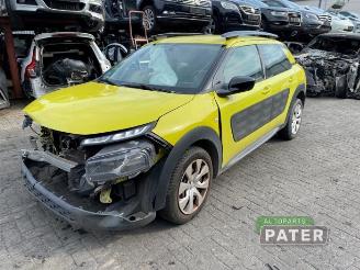 demontáž osobní automobily Citroën C4 cactus C4 Cactus (0B/0P), Hatchback 5-drs, 2014 1.2 PureTech 82 12V 2015/1