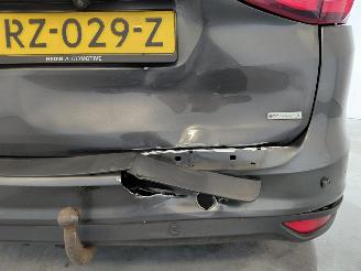 Ford C-Max 1.0 Titanium picture 16