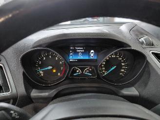 Ford C-Max 1.0 Titanium picture 18