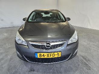 Opel Astra SPORTS TOURER 1.4 picture 2