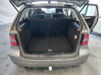 Mercedes B-klasse B 200 Automaat picture 23
