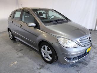 Unfallwagen Mercedes B-klasse B 200 Automaat 2007/5