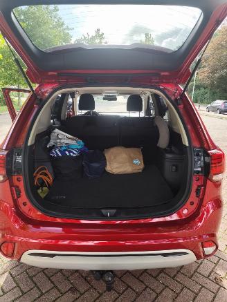 Mitsubishi Outlander 2.4 PHEV Intense+ picture 14