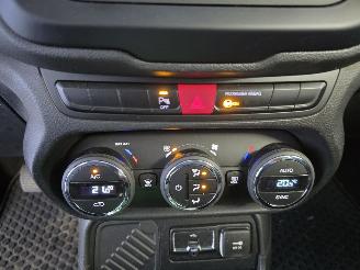 Jeep Renegade 1.4 M.Air Freedom picture 33