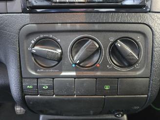 Volkswagen Golf CL 55 KW E2 picture 28