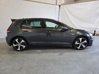 Volkswagen Golf 2.0 TSI GTI Performance picture 8