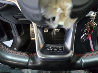 Volkswagen Golf 2.0 TSI GTI Performance picture 33