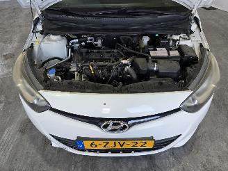 Hyundai I-20 1.2 HP i-Motion picture 11