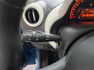Renault Twingo 1.0 Sce Authentique picture 21