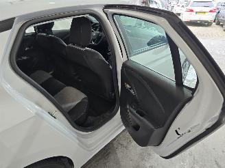 Opel Corsa 1.2 Turbo Edition picture 15