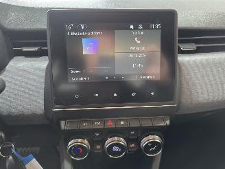 Renault Clio E-TECH HYBRID picture 31