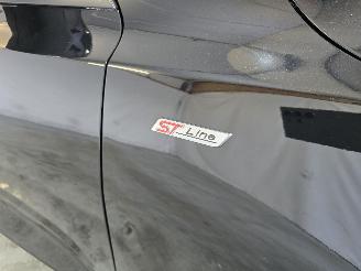 Ford Focus 1.0 EcoBoost Hybrid ST Line picture 9