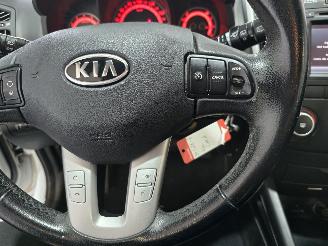 Kia Cee d 1.4 CVVT Navigator Plus Pack picture 28