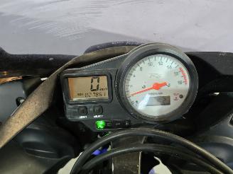 Yamaha YZF - R6  picture 16
