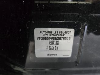 Peugeot 5008 1.6 THP Blue Lease Executive 7p. picture 13