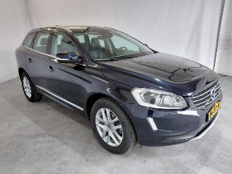 Vaurioauto  passenger cars Volvo Xc-60 2.0 T5 FWD Polar+ 2017/6