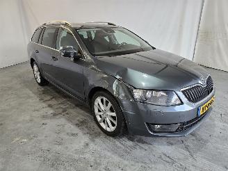 Avarii autoturisme Skoda Octavia 1.6 TDI Greentech Style Businessline 2015/12