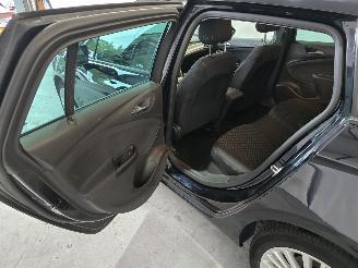 Opel Astra SPORTS TOURER picture 20