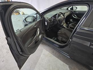 Opel Astra SPORTS TOURER picture 21