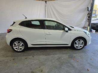 Renault Clio 1.0 TCe Zen picture 8