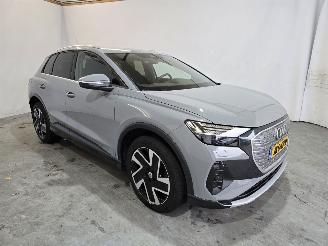 Schadeauto Audi Q4 40 E-TRON 40 Adv. Ed. 63 kWh 2025/10