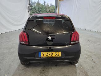 Peugeot 108 1.0 e-VTi Allure TOP picture 6