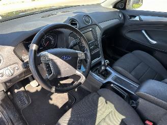 Ford Mondeo 1.6 EcoBoost Titanium wagon picture 9