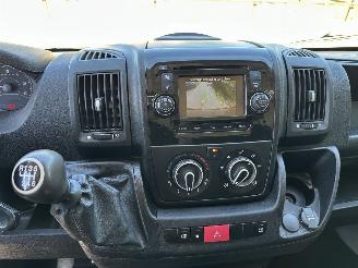 Peugeot Boxer 330 2.0 BlueHDI L1H1 Premium picture 15