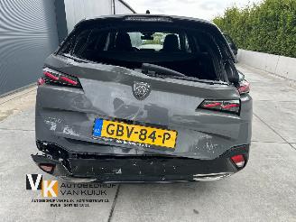 Peugeot 308 1.2 PureTech GT picture 4