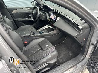 Peugeot 308 1.2 PureTech GT picture 10