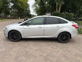Ford Focus 1.6 TI-VCT Titanium picture 2