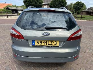 Ford Mondeo 2.0-16V Titanium picture 8