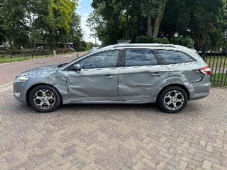 Ford Mondeo 2.0-16V Titanium picture 3