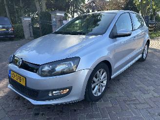 Vaurioauto  passenger cars Volkswagen Polo 1.2 TDI Bl.M. Comfl. 2011/12