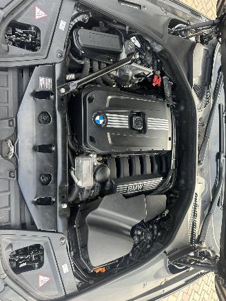 BMW 5-serie 523i High Executive picture 14