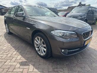 BMW 5-serie 523i High Executive picture 3