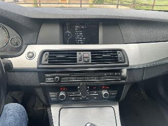 BMW 5-serie 528I High Excutive picture 13