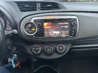 Toyota Yaris 1.0 VVT-i Aspiration picture 12