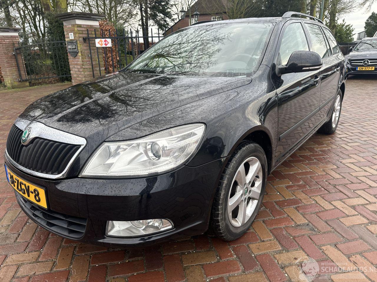 Skoda Octavia 1.6 TDI  DSG Ambition Business Line