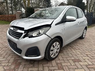 uszkodzony samochody osobowe Peugeot 108 1.0 e-VTi Active TOP 2015/2