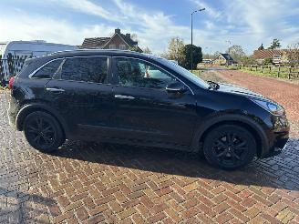 Kia Niro 1.6 GDi Hybrid First Edition picture 6