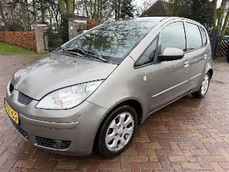 krockskadad bil auto Mitsubishi Colt 1.3 INCHARGE + 2008/2