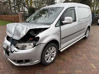 Unfall Kfz Van Volkswagen Caddy 2.0 TDI 103 Kw Maxi 2011/7