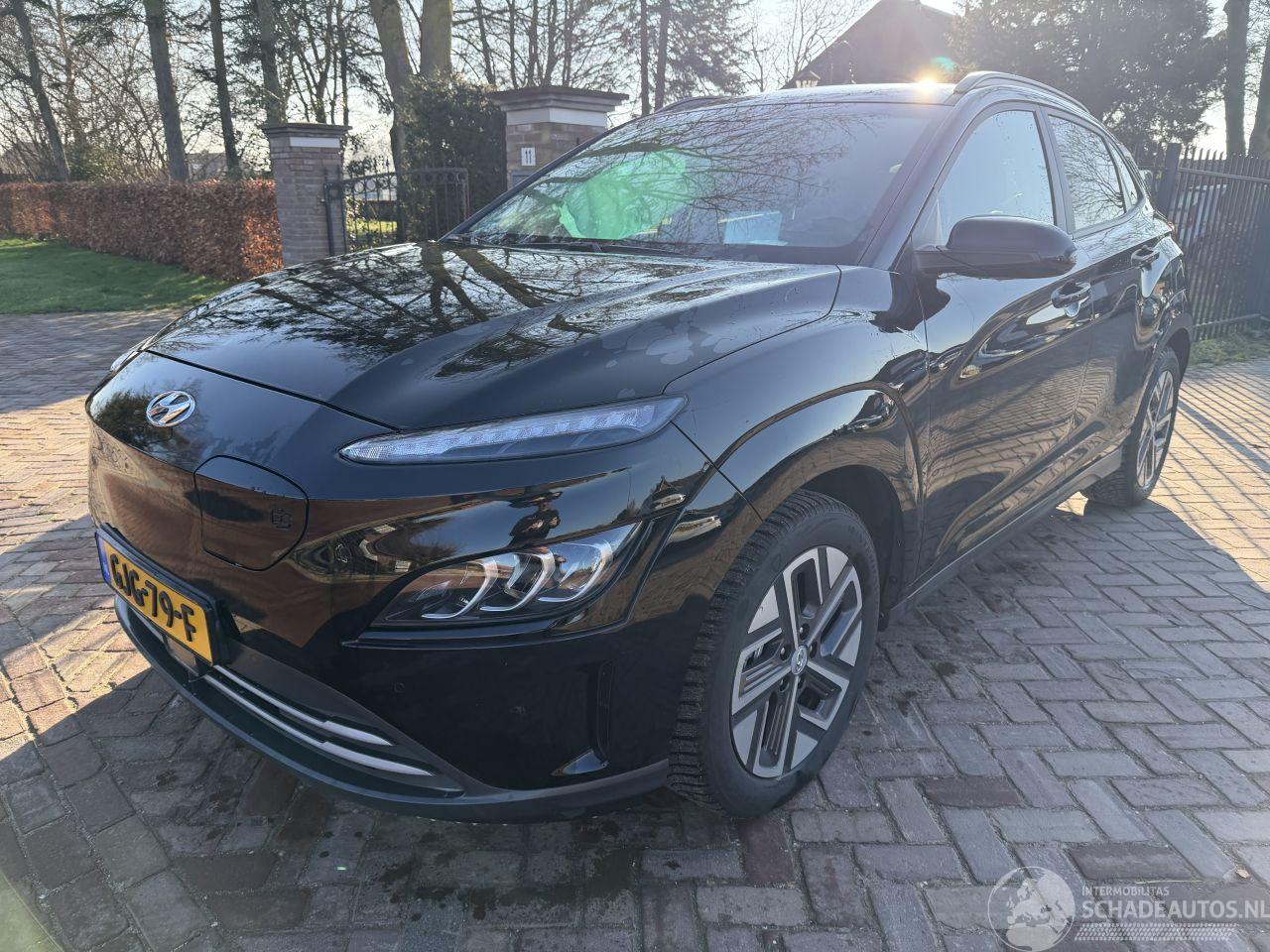 Hyundai Kona EV Premium 64 kWh