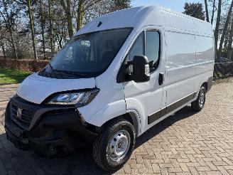 Avarii auto utilitare Fiat Ducato Maxi 35HD 2.2 103 kW NEW car 2024/2